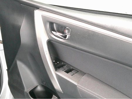 2014 Toyota Corolla - thumbnail 20