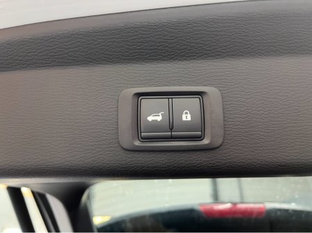 2024 Mitsubishi Outlander - thumbnail 8