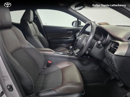 2018 Toyota C-HR C-HR 1.2T SOL €17,450 thumbnail