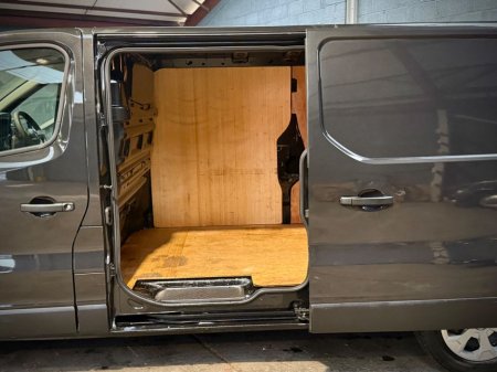 2023 Renault Trafic LL30 BUSINESS PLUS DC // LOW MILEAGE // VAT INVOICE // €20,950 thumbnail