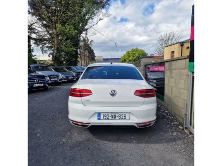 2019 Volkswagen Passat - thumbnail 8