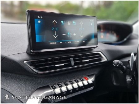 2022 Peugeot 5008 - thumbnail 10