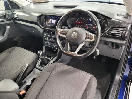 2020 Volkswagen T-Cross - thumbnail 6