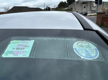 2017 Ford Focus - thumbnail 12