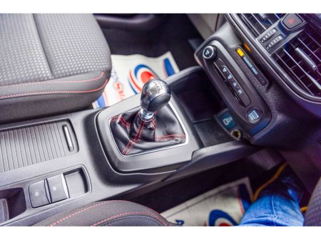 2023 Ford Focus - photo 5