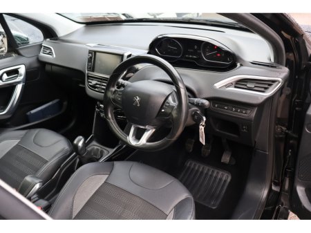2015 Peugeot 2008 ALLURE Low Mileage Huge Spec €9,495 thumbnail