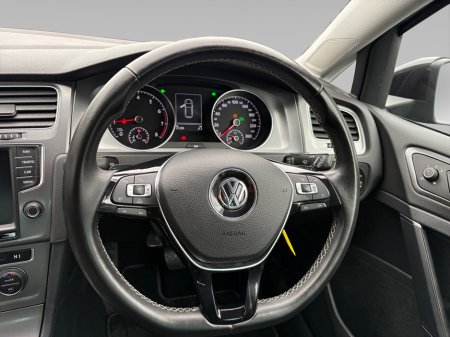 2015 Volkswagen Golf - thumbnail 12