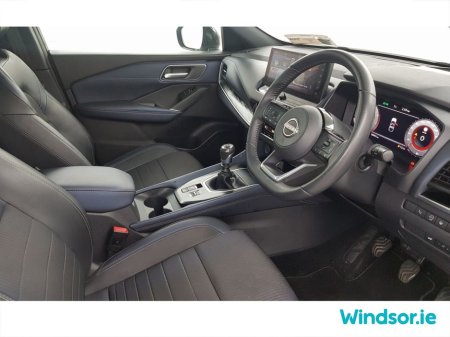 2022 Nissan Qashqai 1.3 PET MILD HYBRID SV Tech €28,995 thumbnail