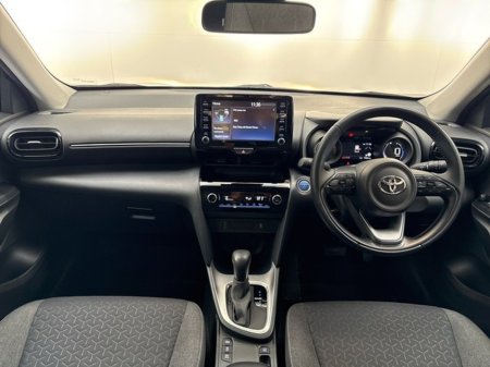 2024 Toyota Yaris Cross - thumbnail 8