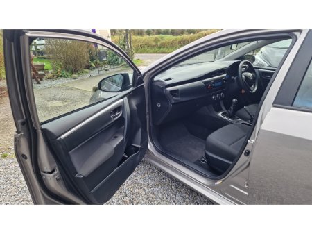 2015 Toyota Corolla 1.4 D-4D TERRA 4DR €9,450 thumbnail