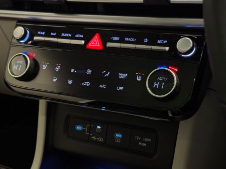 2025 Hyundai Tucson Tucson FL 2WD Platinum PHEV Auto €46,995 thumbnail