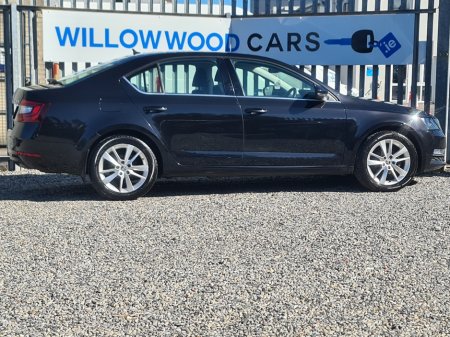 2019 Skoda Octavia - thumbnail 5