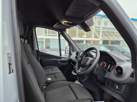 2021 Mercedes-Benz Sprinter - thumbnail 4