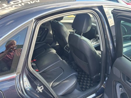 2016 Audi A4 - thumbnail 5