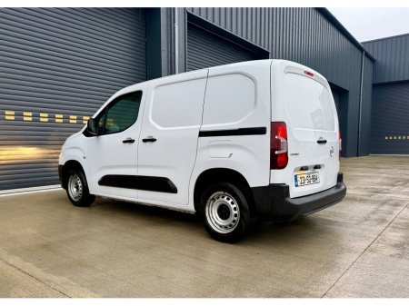 2023 Opel Combo - thumbnail 7