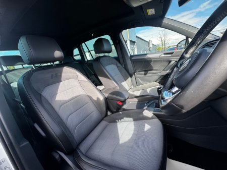 2020 Volkswagen Tiguan - thumbnail 14