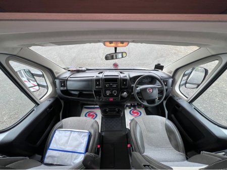 2020 Sunlight T 67 A72 RIGHT HAND DRIVE 3DR €69,800 thumbnail