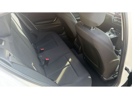 2017 BMW 1 Series - thumbnail 7