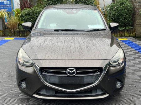 2016 Mazda Demio 1.3 SKYACTIV // HEATED SEATS // HEADS-UP DISPLAY // SERVICE HISTORY // BLUETOOTH MUSIC €10,900 thumbnail