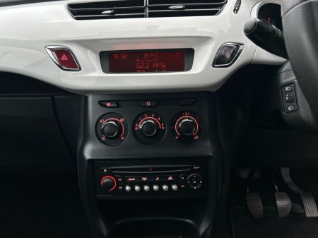 2016 Citroen C3 1.0 PURETECH VT 68PS 5DR thumbnail