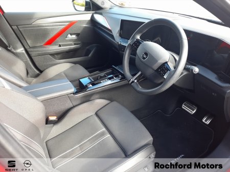 2022 Opel Astra 5 DR HATCH-SRI-1.2 130PS AUTOMATIC €22,995 thumbnail