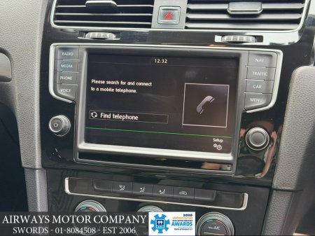 2016 Volkswagen Golf ALLSTAR 1.2 TSI DSG 5DR thumbnail