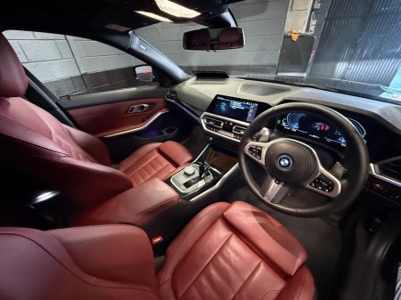 2021 BMW 3 Series - thumbnail 8