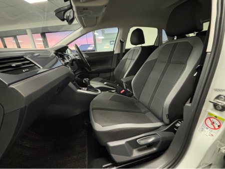 2018 Volkswagen Polo VOLKSWAGEN POLO 1.0 TSI DSG*REVERSE CAM & PARK ASSIST*ADAPTIVE CRUISE CONTROL*BLUETOOTH AUDIO*FINANCE AVAILABLE TRADE INS WELCOME* €15,950 thumbnail