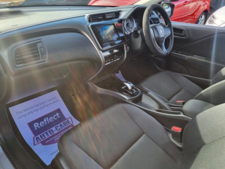 2016 Honda Grace - thumbnail 10