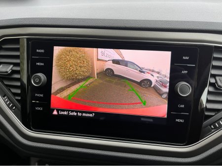 2021 Volkswagen T-Roc STYLE AUTOMATIC 2.0 DIESEL //REVERSE CAMERA//KEYLESS ENTRY//ADAPTIVE CRUISE CONTROL// €25,950 thumbnail