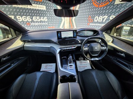 2023 Peugeot 3008 - thumbnail 17