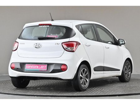 2017 Hyundai i10 1.0 DELUXE 5SPD *BI-TONE INTERIOR*14"ALLOY WHEELS* €10,890 thumbnail
