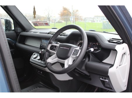 2020 Land Rover Defender - view 2