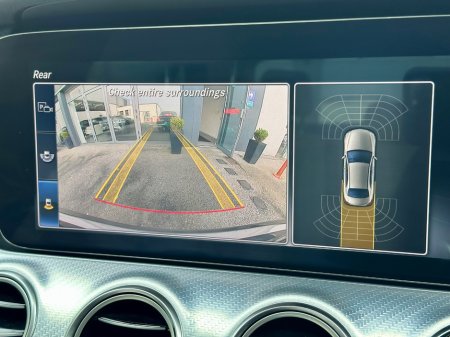 2019 Mercedes-Benz E Class - thumbnail 8