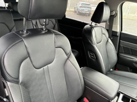 2025 Kia Sorento - thumbnail 9