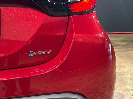 2025 Toyota Yaris - thumbnail 11