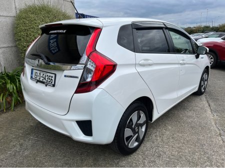 2015 Honda Fit AUTOMATIC HYBRID 1.5 L PETROL €9,950