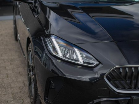 2026 BMW 1 Series - thumbnail 4