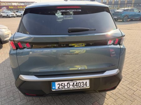 2025 Peugeot 5008 - thumbnail 5