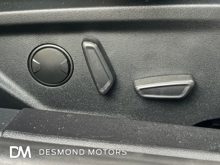 2025 Ford Focus ST-LINE X MHEV €29,990 thumbnail