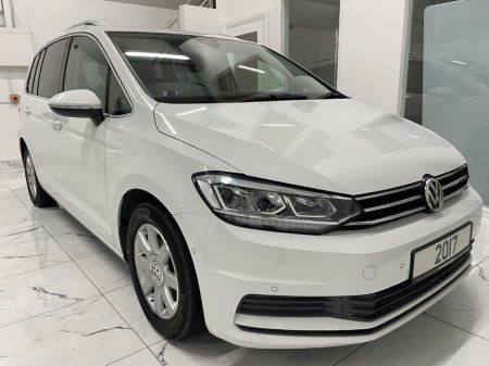 2017 Volkswagen Touran  €30,995 thumbnail