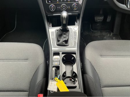 2020 Volkswagen Golf - thumbnail 16