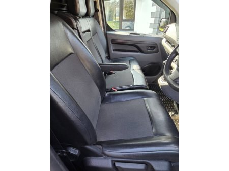 2021 Vauxhall Vivaro - thumbnail 16