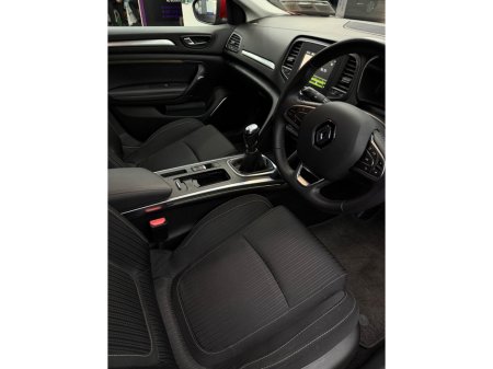 2019 Renault Megane - thumbnail 9