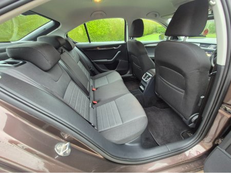 2017 Skoda Octavia - thumbnail 11