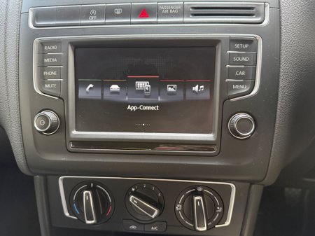 2016 Volkswagen Polo - thumbnail 12