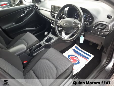 2019 Hyundai i30 I 30 DELUXE 5DR €13,800 thumbnail