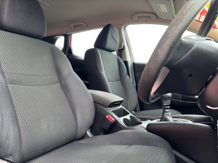 2015 Nissan Qashqai - thumbnail 4