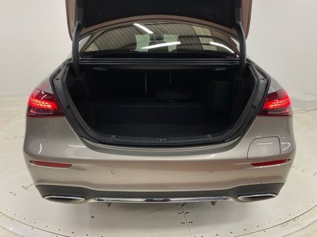 2021 Mercedes-Benz E Class - thumbnail 19