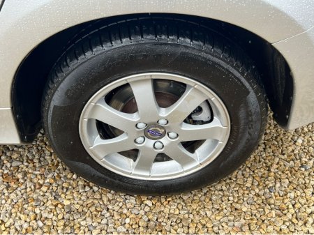 2017 Volvo S60 - thumbnail 14